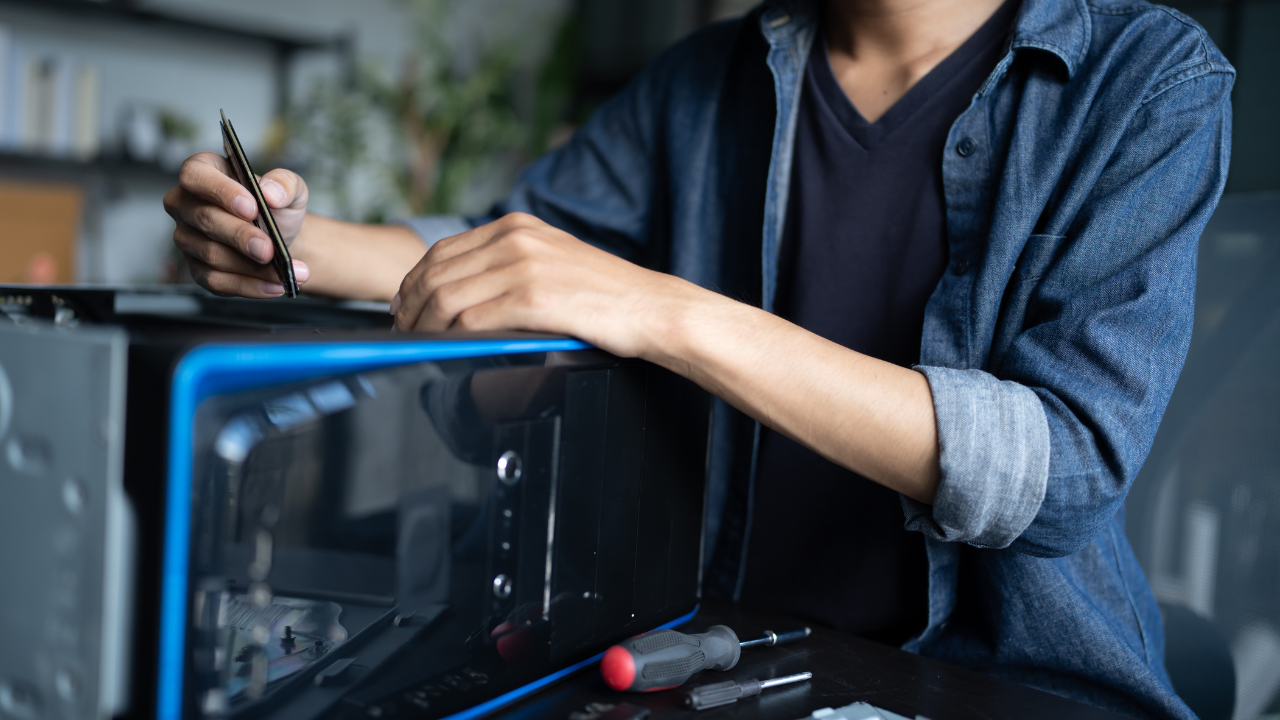 Orange Crew-34 it services Oakland